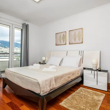 Sun Hills Panoramic Views *