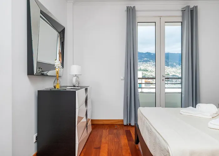 Sun Hills Panoramic Views Prázdninový dům *