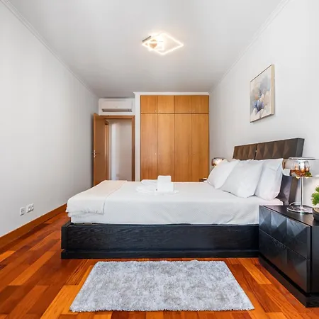 Sun Hills Panoramic Views * Funchal (Madeira)