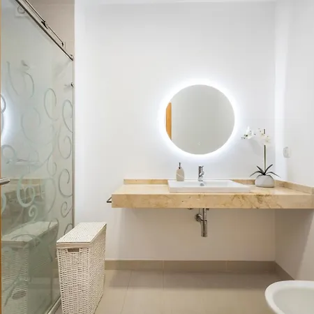 Sun Hills Panoramic Views Funchal (Madeira)