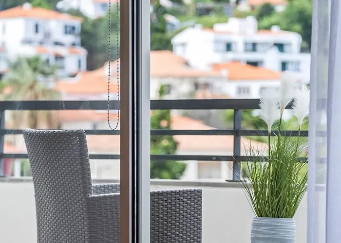 Sun Hills Panoramic Views * Funchal (Madeira)